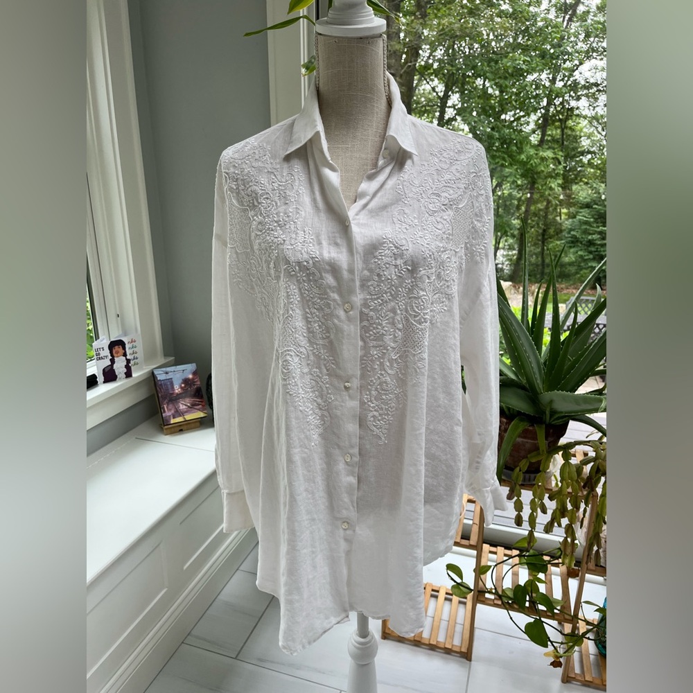 Donna Karan White Oversized Button Down Shirt